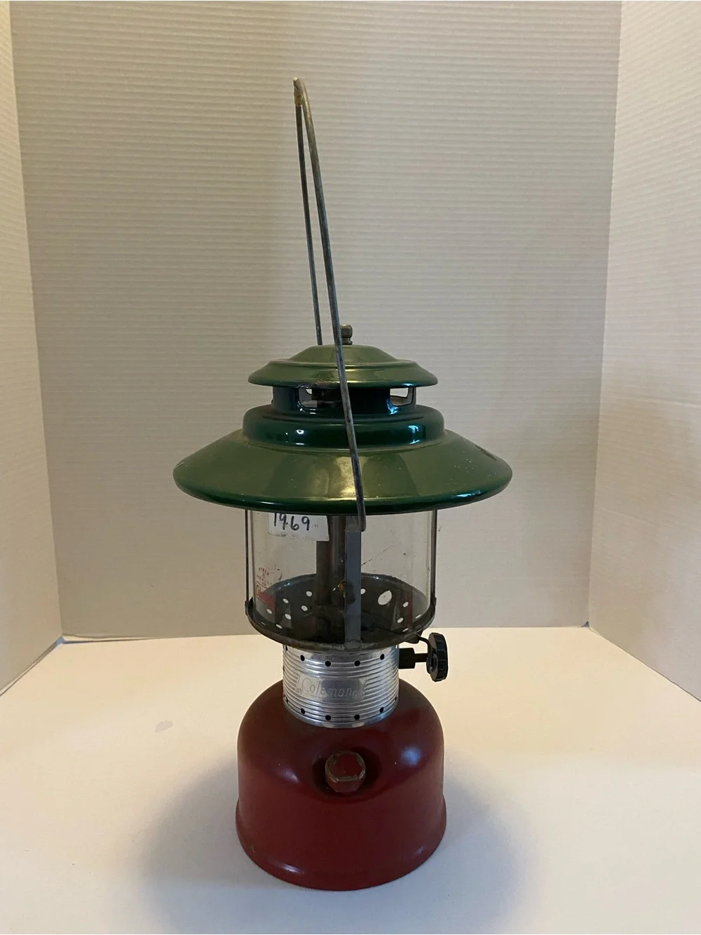 Coleman Lantern Big Hat 228E Double Mantle Green & Red With Bail Handle
